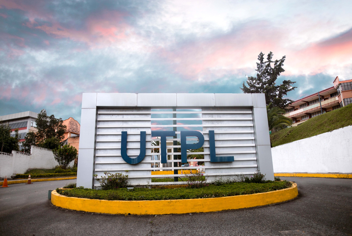 UTPL impulsa el futuro del país con cinco nuevas carreras en línea ...