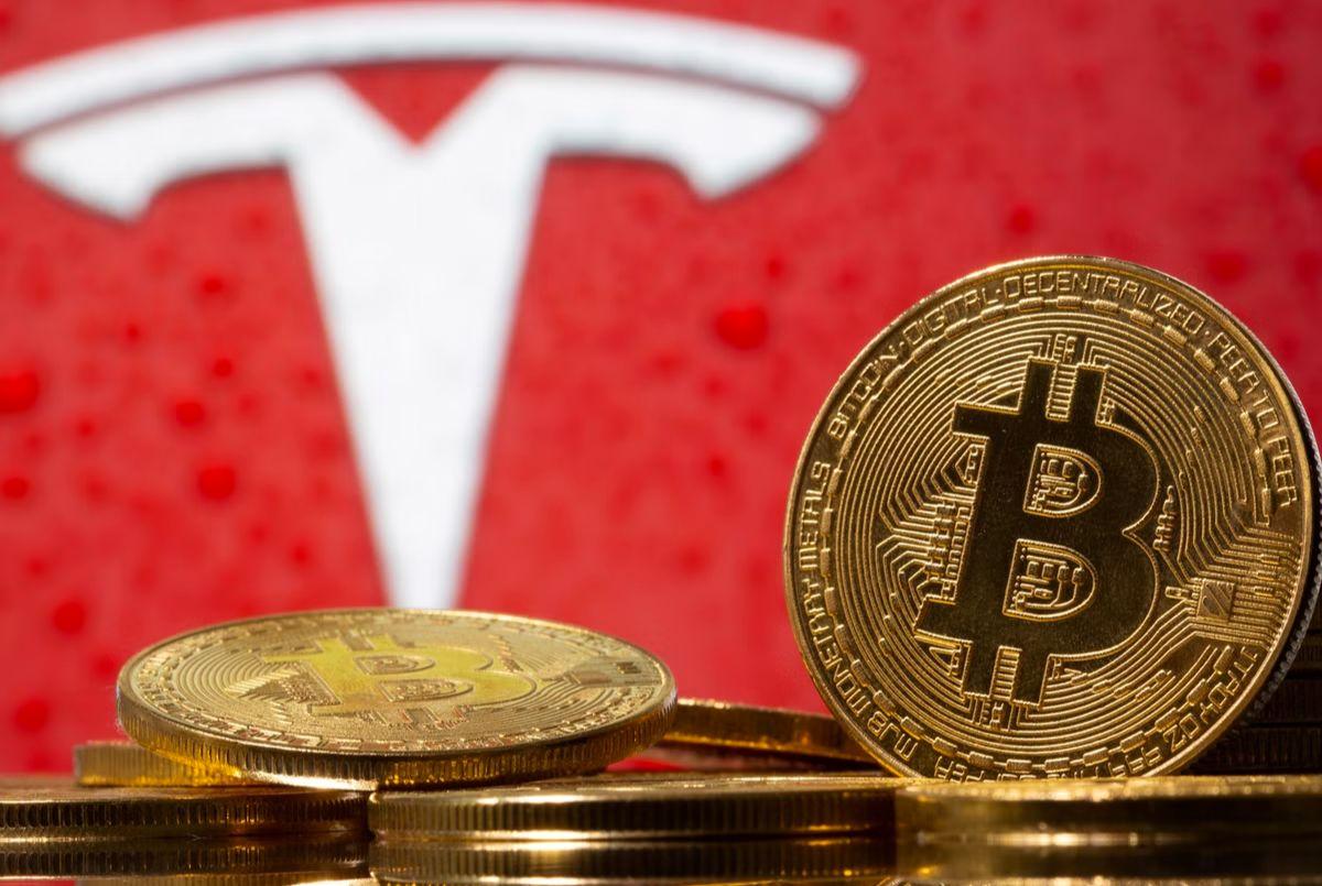La caída de bitcoin hace perder a Tesla, MicroStrategy y Block más de EUR  1.500 millones | Ekosnegocios