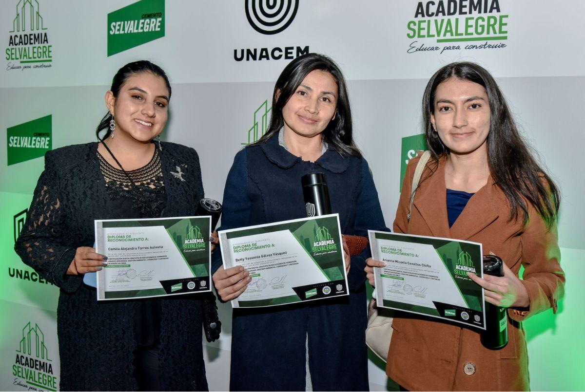 ¿Mujeres en el sector de la construcción? Cimentando las bases de su ...