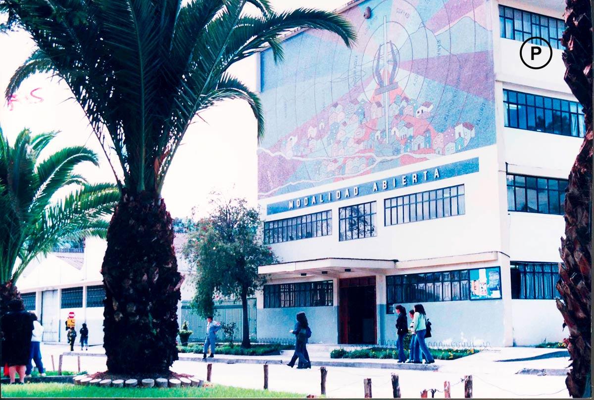 UTPL: 48 Años rompiendo barreras en la educación a distancia y en línea ...